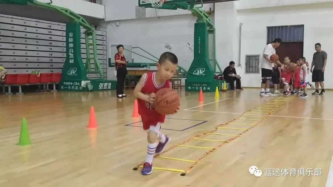 特殊体型的篮球运动员如何进行个性化训练_0